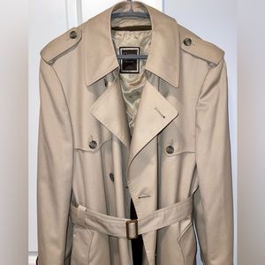 Christian Dior Men’s Trench Coat Size: 46R